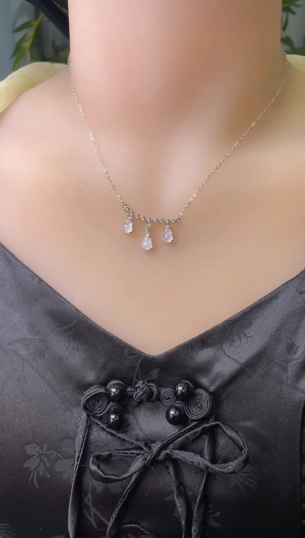 颈饰银S925镶嵌翡翠净货16579