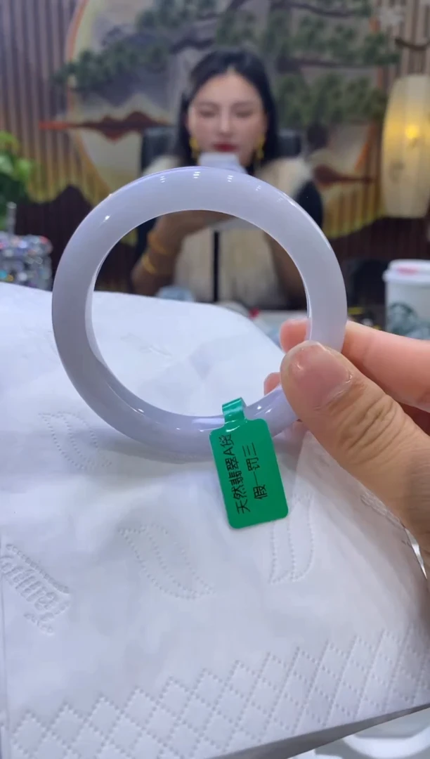 【闪购商品】翡翠手镯未镶嵌多人09233