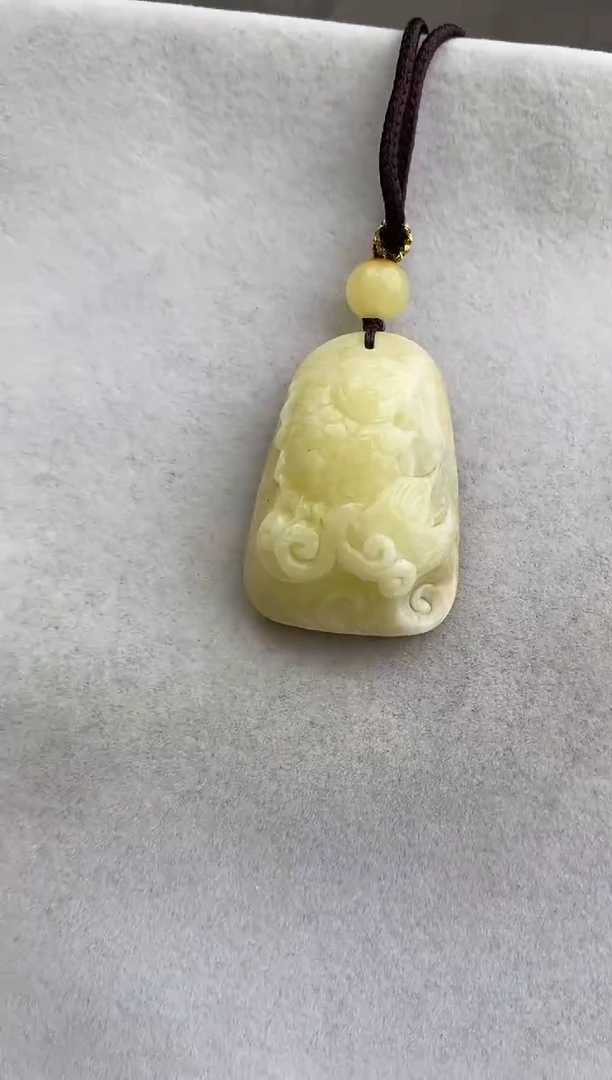 未镶嵌琥珀裸石10601083-吊坠