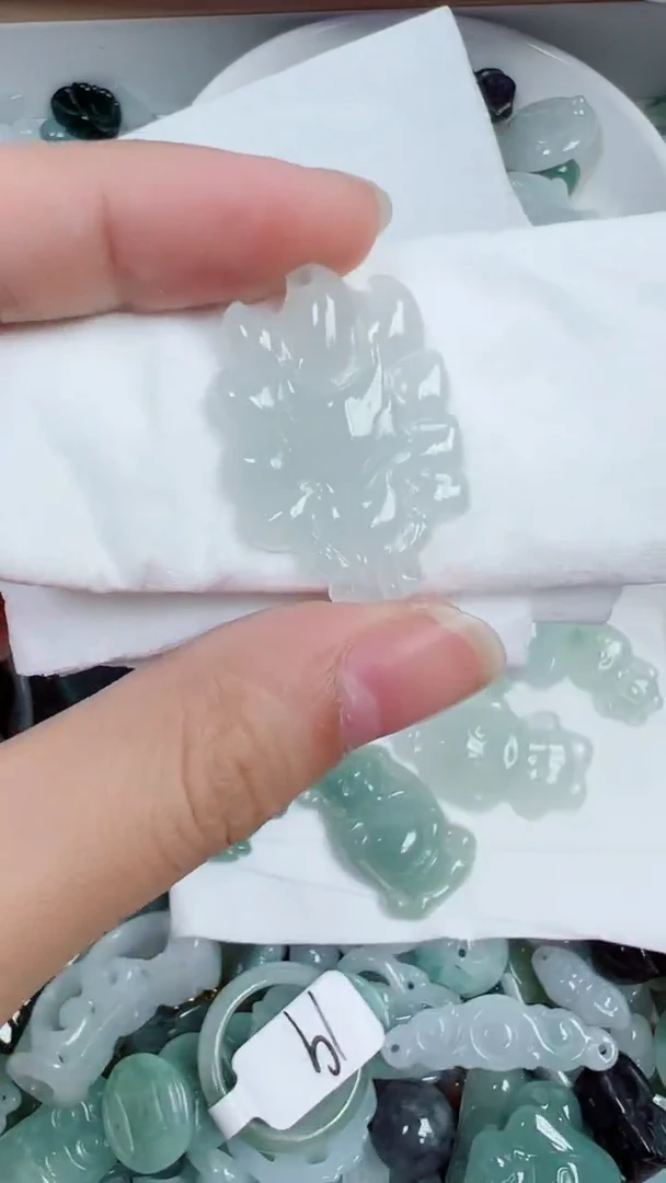 散珠翡翠豆****包858号链接，A货翡翠