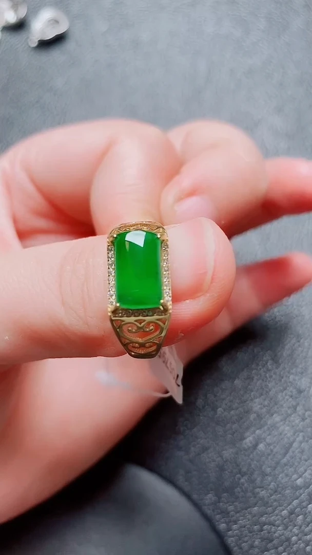 翡翠戒指银S925镶嵌翡翠