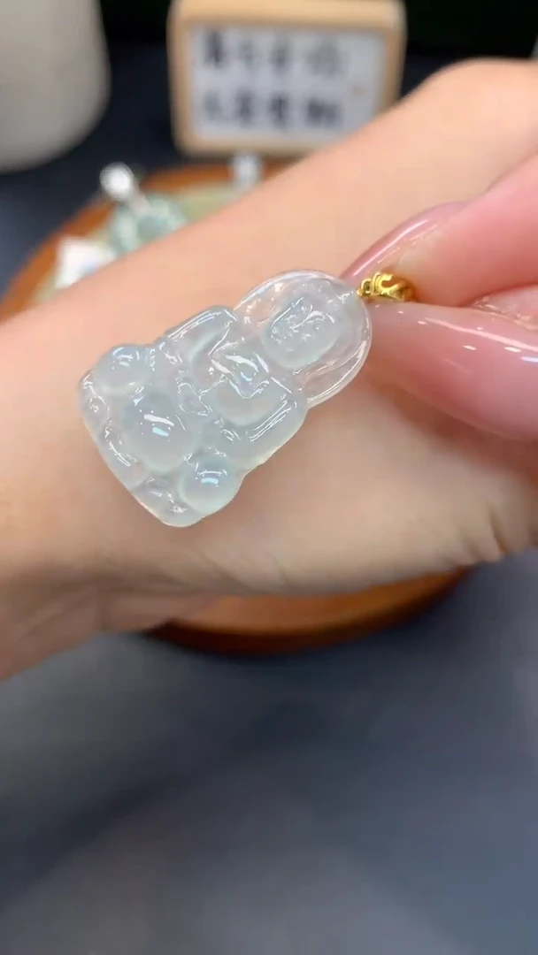 定制翡翠18K金镶嵌F446