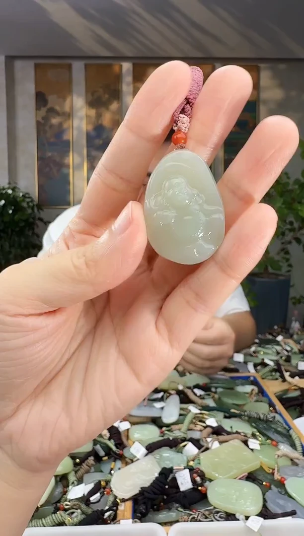 未镶嵌和田玉挂件拍一发一