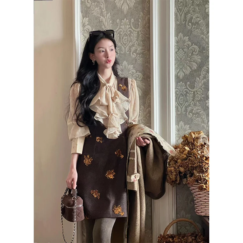 秋冬新款法式气质小香风内搭长袖衬衫收腰显瘦叠穿亮片背心连衣裙