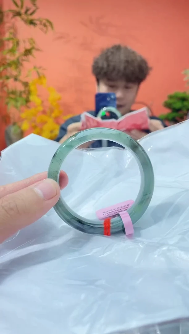 未镶嵌手镯翡翠3