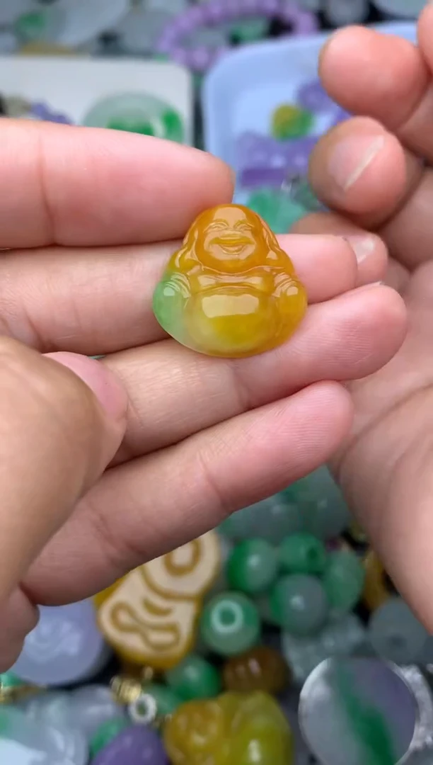 颈饰未镶嵌翡翠天然缅甸翡翠吊坠