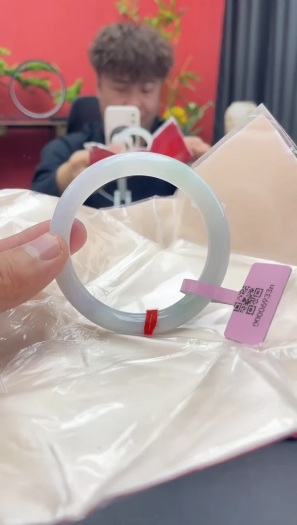 未镶嵌手镯翡翠7