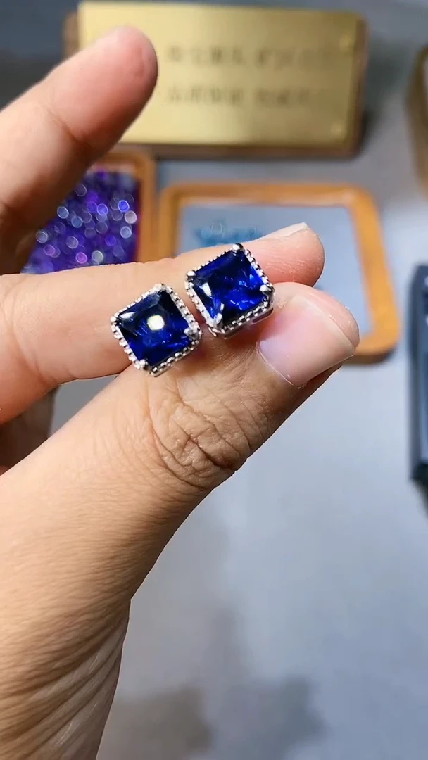 【闪购商品】蓝宝石耳饰银S925镶嵌354