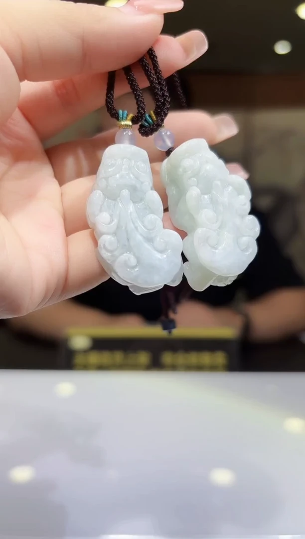 颈饰未镶嵌翡翠17/0830/C/发其一件/一对