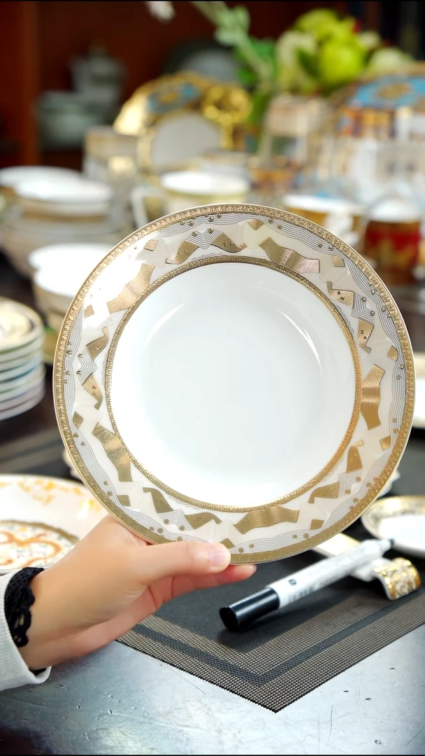 瓷片红**盘8.25英寸草帽盘  5个