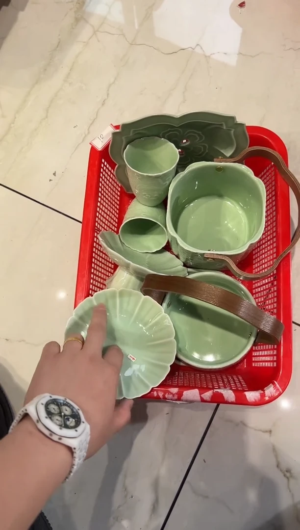 微瑕商品，介意勿拍    套组