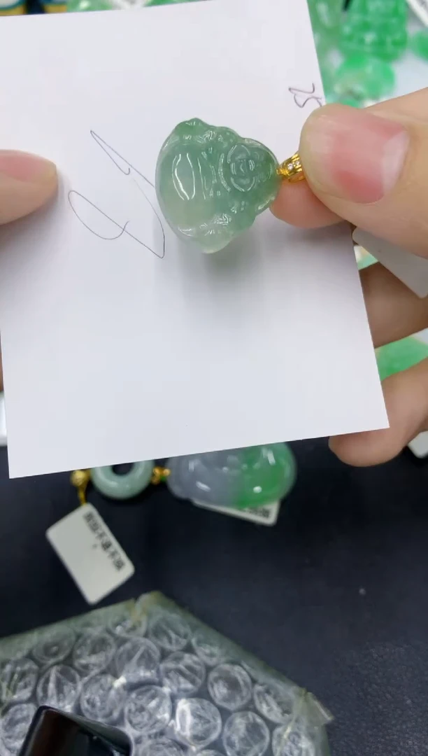 颈饰未镶嵌翡翠111111111111