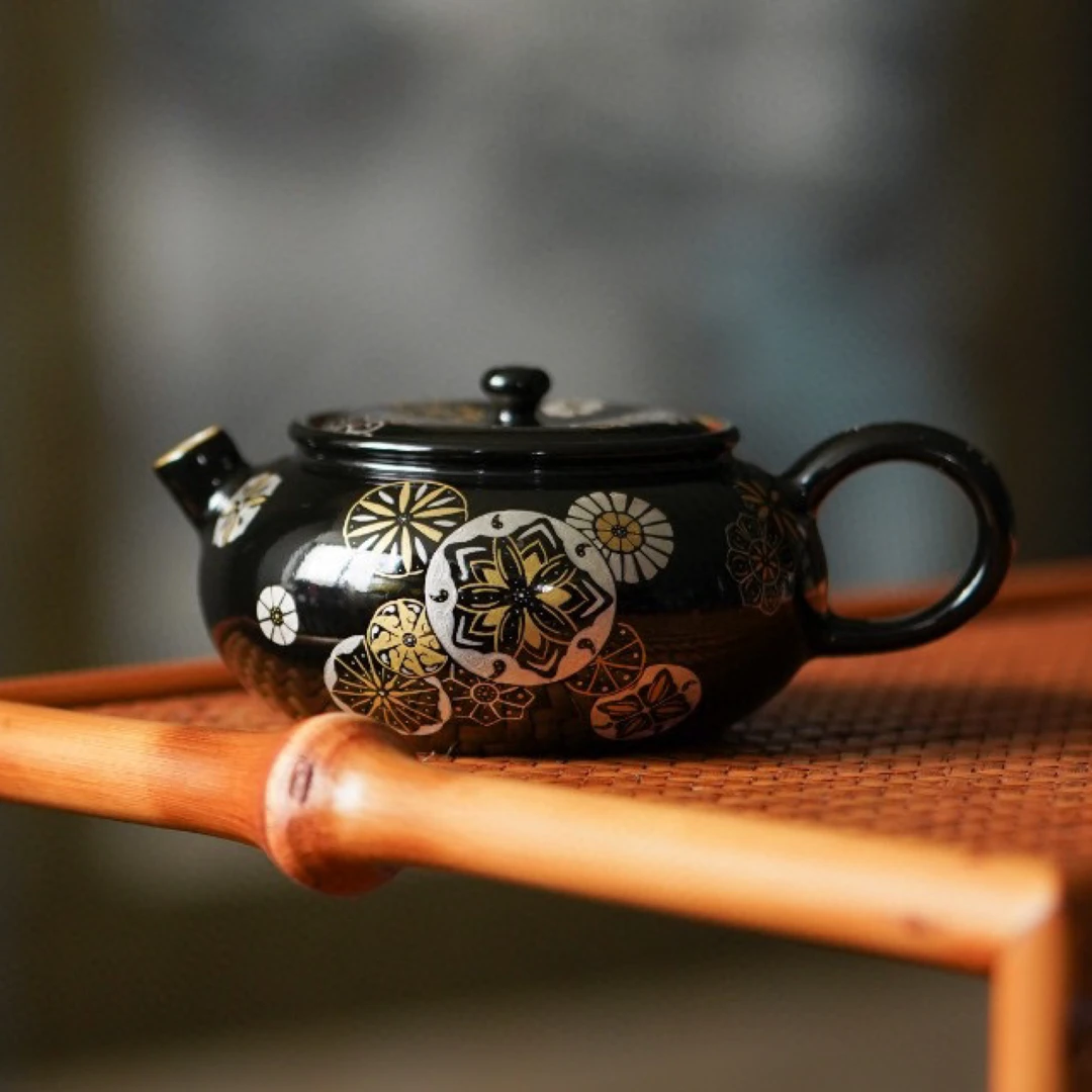 手作艺林藏珍仿漆器错金银皮球花南瓜壶