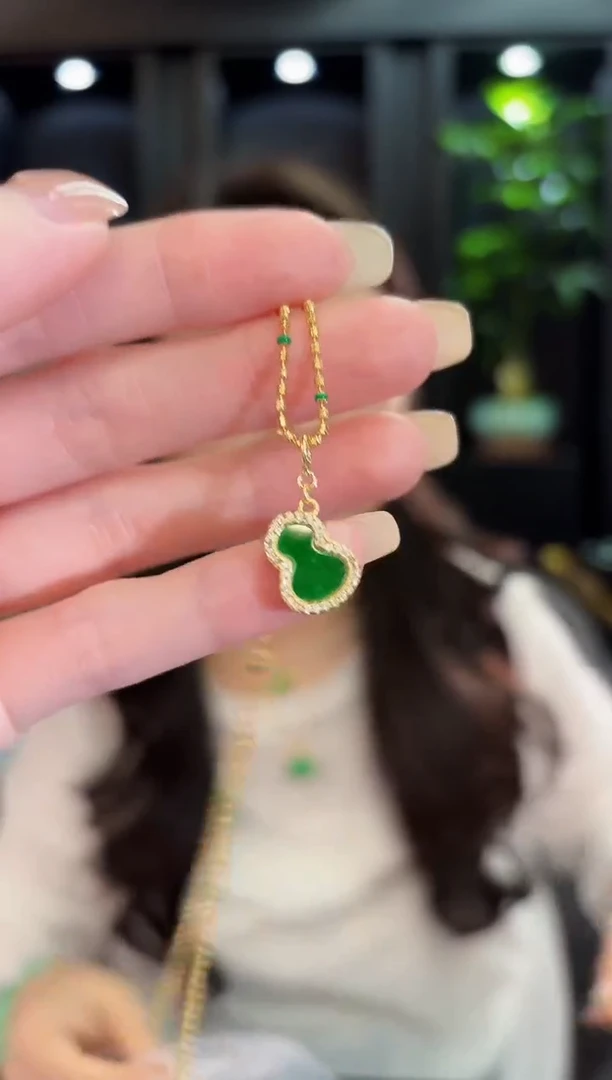 吊坠(不含链)未镶嵌翡翠缅料A货/多样性发货/一件