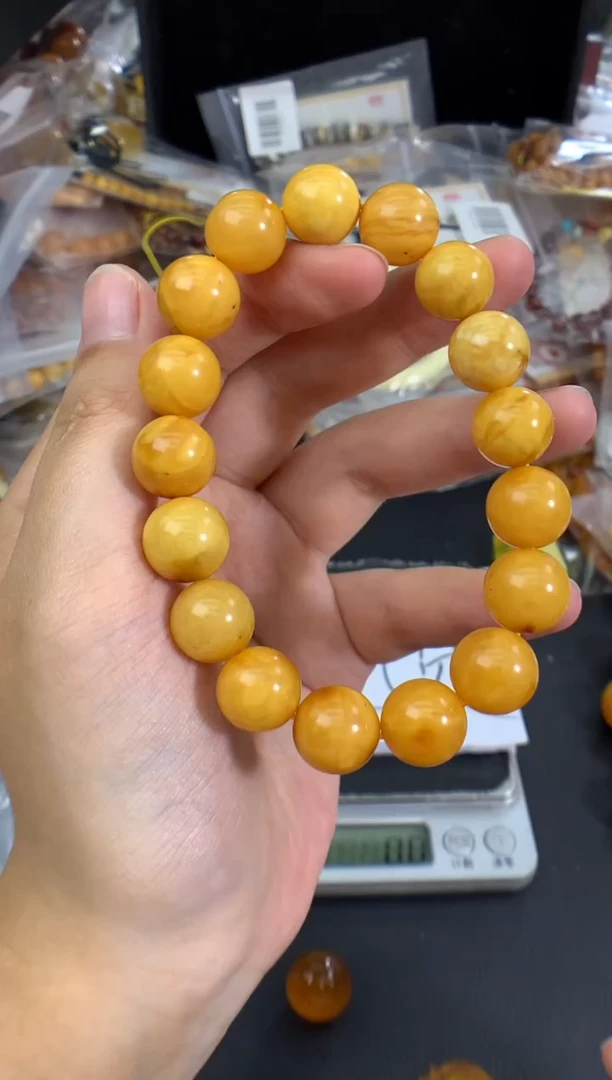 蜜蜡未镶嵌珠宝奇石630