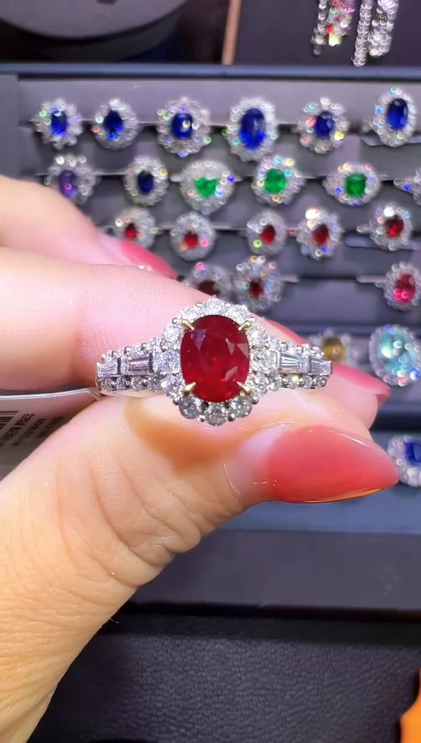 18K金镶嵌AIGS无烧鸽血红红宝石 1.02ct