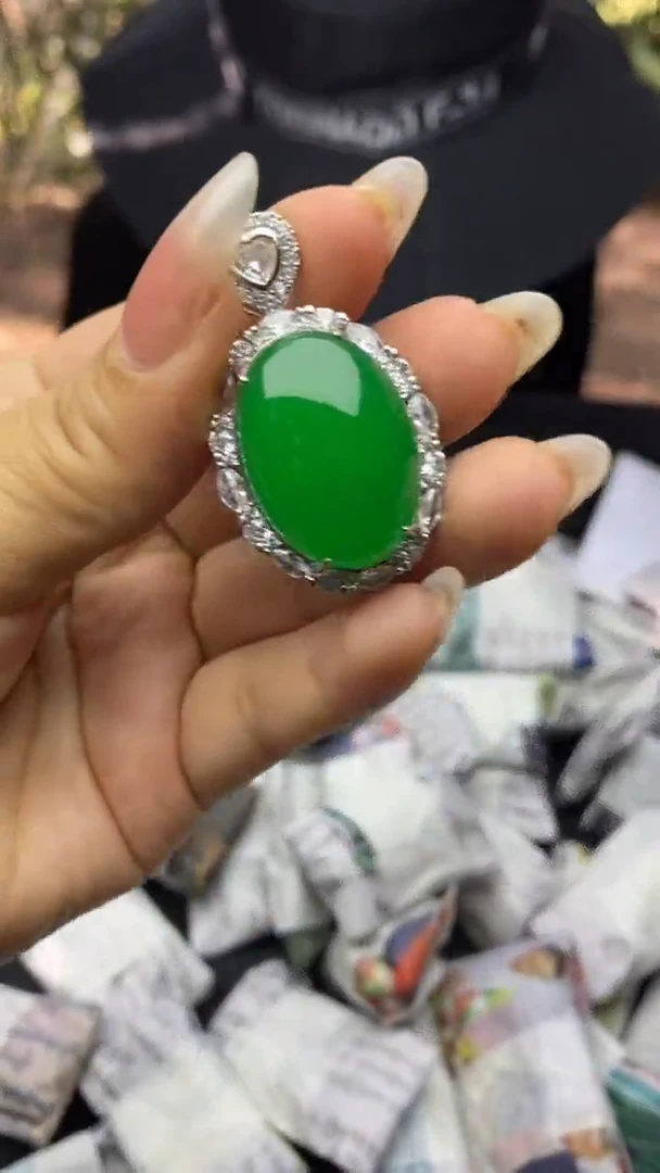 满色吊坠    所见即所得