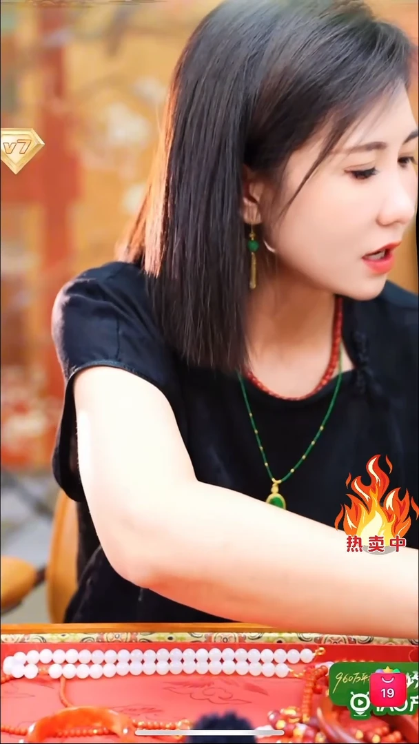 未镶嵌南红玛瑙手镯TB4875-冰飘南红锦鲤手镯