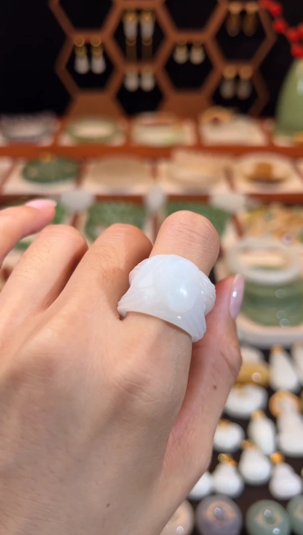 未镶嵌戒指和田玉1617