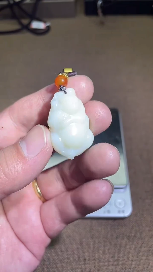 颈饰未镶嵌和田玉1.2