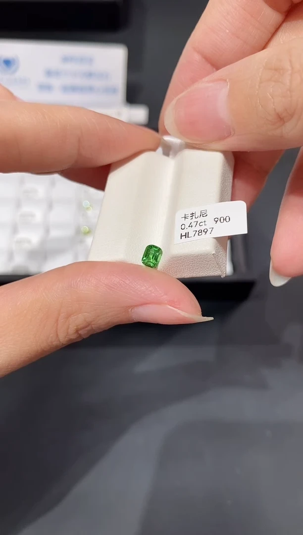 石榴石（沙弗莱）裸石未镶嵌0.47ct HL7897