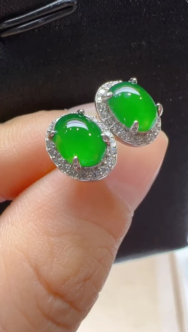 【闪购商品】翡翠耳饰银S925镶嵌多样性发货拍一发一