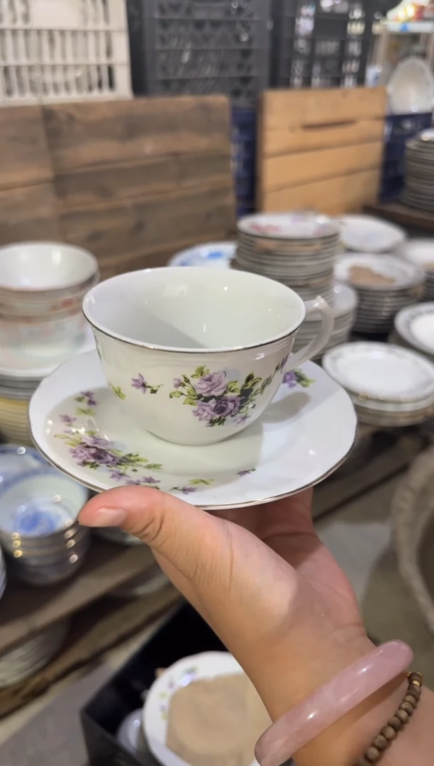 摆件一杯一碟微瑕请慎拍