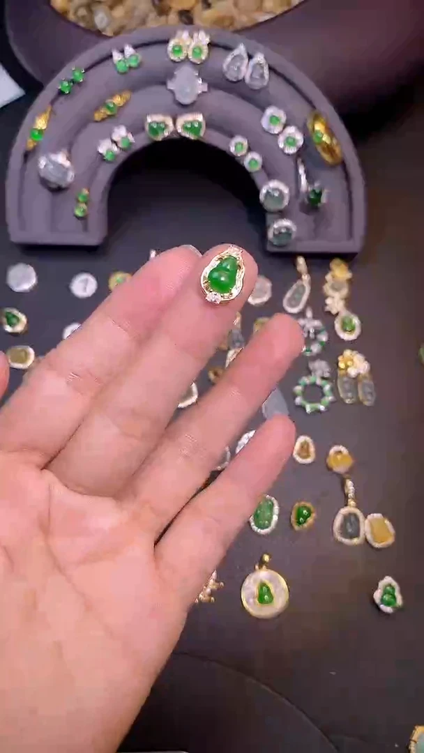 吊坠(不含链)银S925镶嵌翡翠1