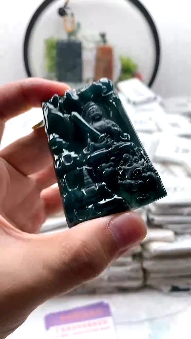 颈饰未镶嵌翡翠文殊