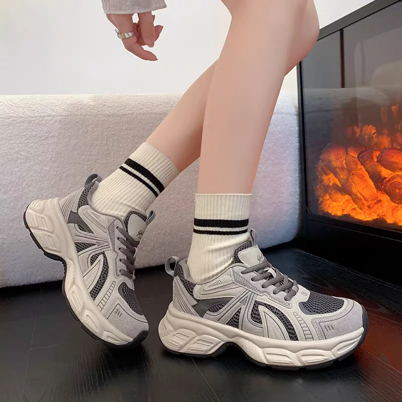 衣心衣意家春季新款厚底复古百搭轻便休闲老爹鞋