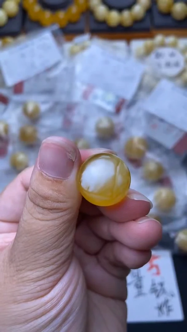 裸石琥珀未镶嵌 星筠珠宝优选12