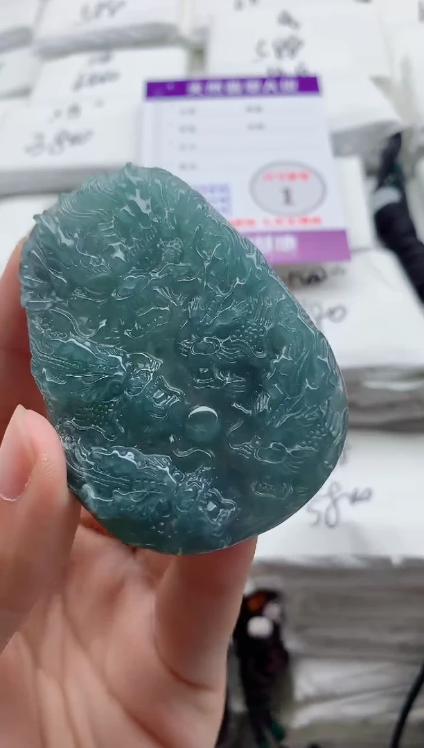 颈饰未镶嵌翡翠8