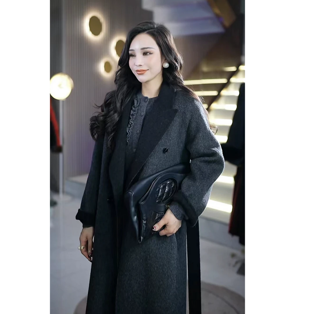 冬季高端定制款时尚气质百搭显年轻双色翻领长款大衣-W95512861