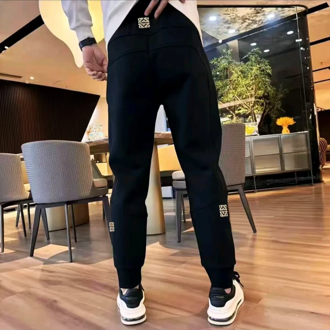 【高品质】2025秋季新款裤子男百搭舒适男士休闲裤潮流修身弹力卫裤
