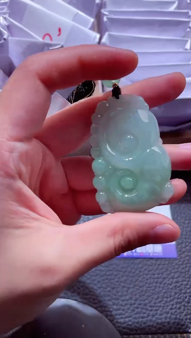 颈饰未镶嵌翡翠00008106