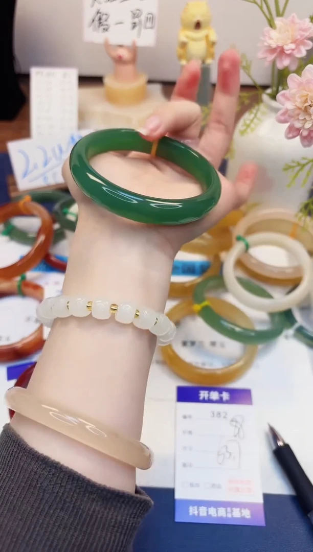 【闪购商品】石英质玉手镯未镶嵌382-东陵玉-圈口63