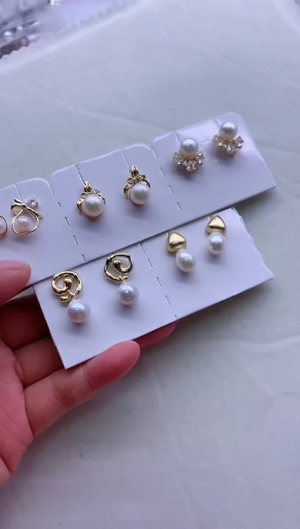 【闪购商品】淡水珍珠耳饰合金多发其一