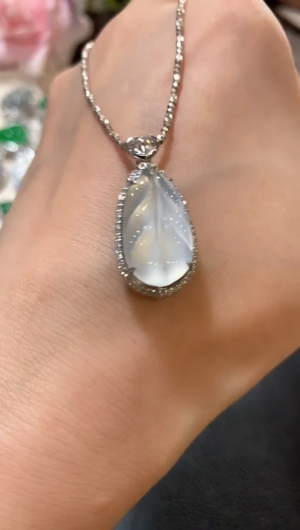 吊坠(不含链)18K金镶嵌翡翠n40