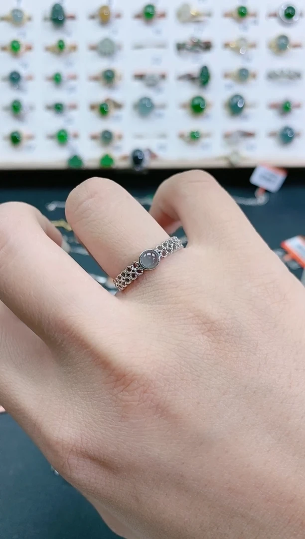 翡翠戒指银S925镶嵌天然翡翠