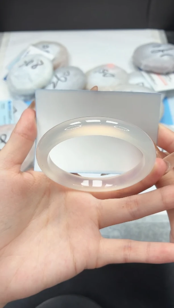 石英质玉手镯未镶嵌231/荔枝61.2