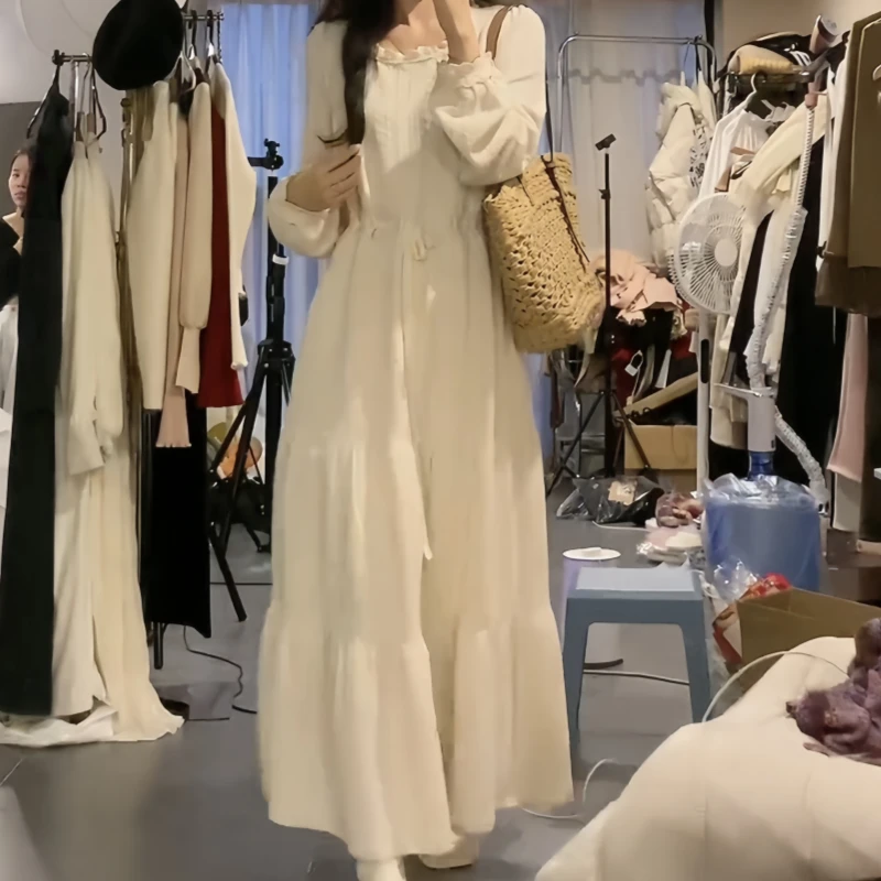 早秋时尚气质款蛋糕中长裙秋季极简风连衣裙气质风白色收腰小白裙