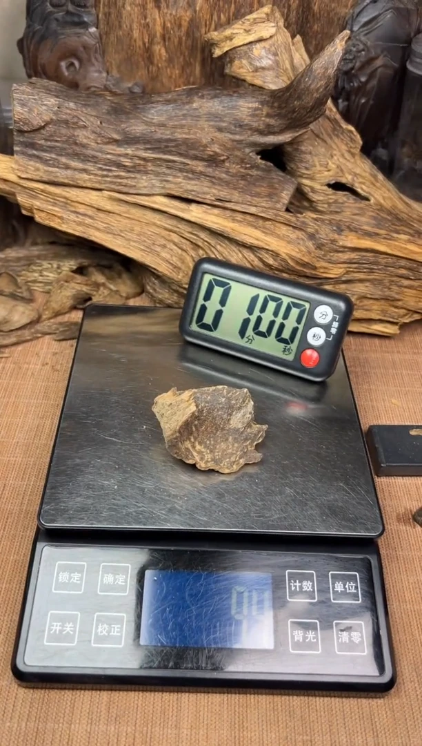沉香沉香碎屑宇**敌柬埔寨