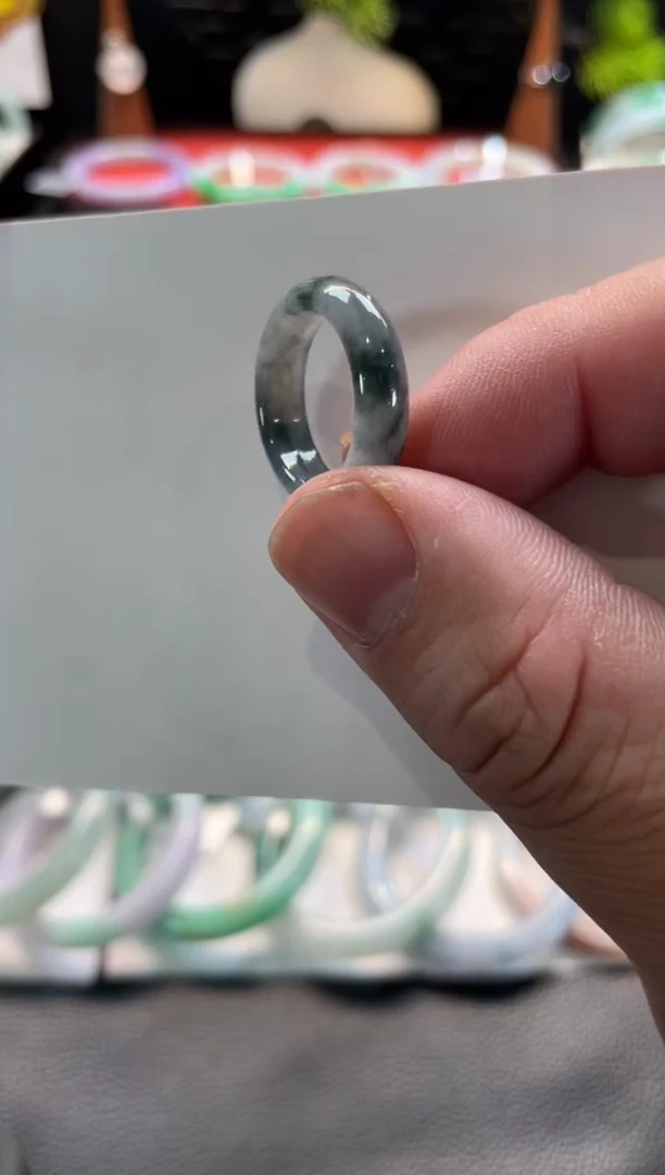 未镶嵌戒指翡翠21号链接 有纹裂 1314