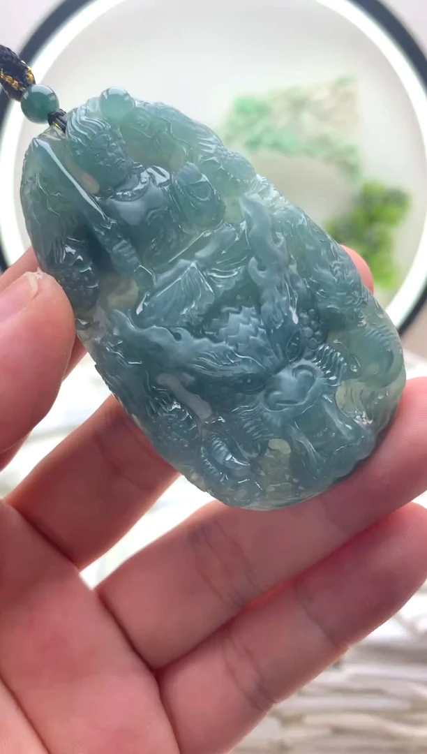 颈饰未镶嵌翡翠不动明王