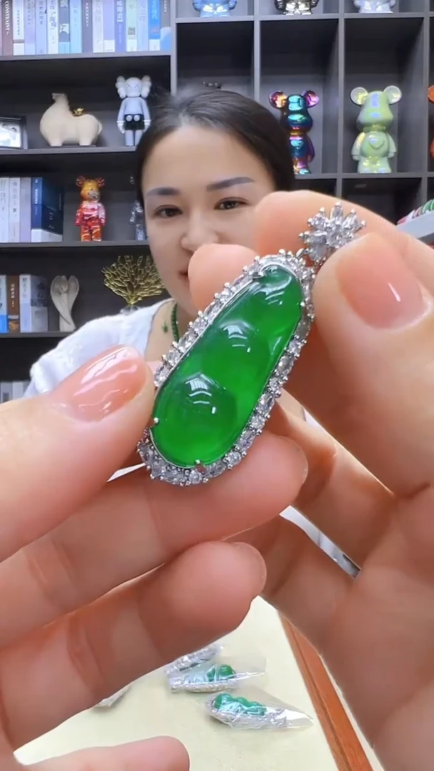 翡翠银S925镶嵌颈饰丹丹diy劲饰