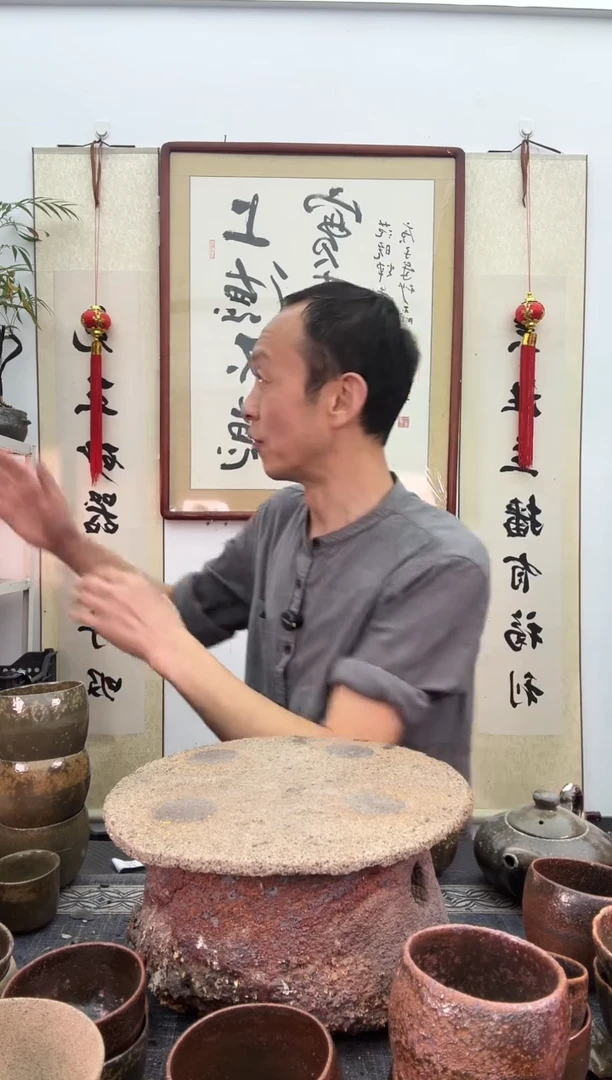 【闪购商品】瑕疵红色马克杯350毫升