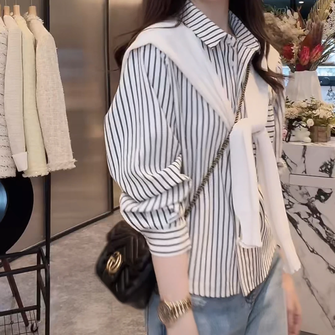 条纹衬衫女带披肩外穿2025春季新款设计感高级感洋气长袖洋气衬衣