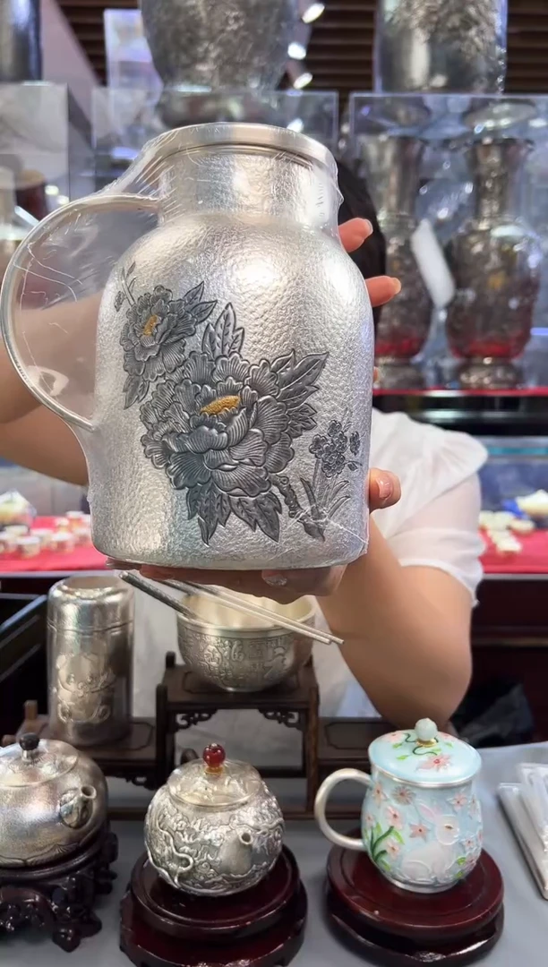 999高工凉水壶 配检测证书 重约776克