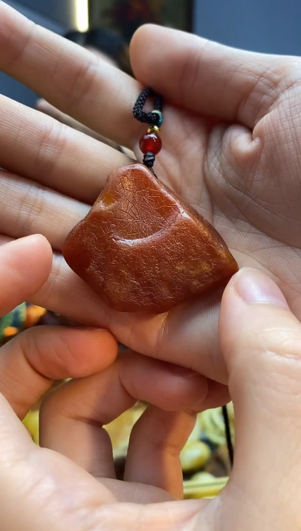 琥珀颈饰未镶嵌吊坠