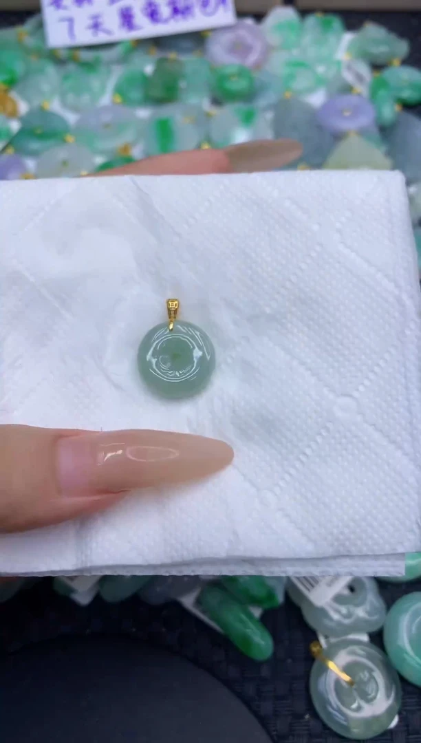 颈饰未镶嵌翡翠天然缅甸A货翡翠